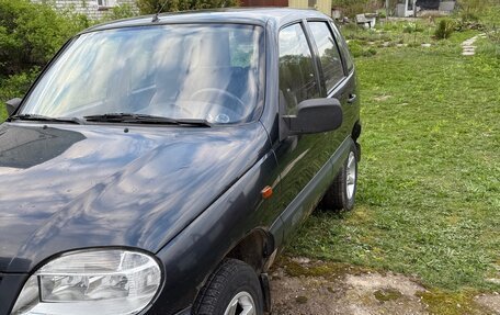 Chevrolet Niva I рестайлинг, 2006 год, 330 000 рублей, 3 фотография