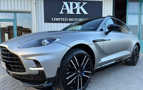Aston Martin DBX I, 2022 год, 18 880 000 рублей, 2 фотография