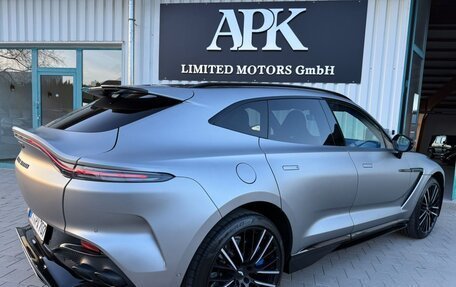 Aston Martin DBX I, 2022 год, 18 880 000 рублей, 10 фотография