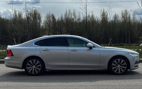 Volvo S90 II рестайлинг, 2020 год, 4 390 000 рублей, 3 фотография