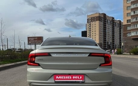 Volvo S90 II рестайлинг, 2020 год, 4 390 000 рублей, 5 фотография