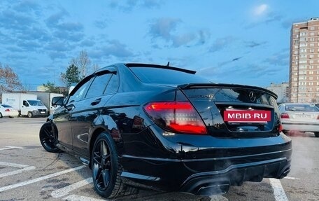 Mercedes-Benz C-Класс, 2012 год, 1 600 000 рублей, 6 фотография