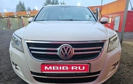 Volkswagen Tiguan I, 2010 год, 1 499 000 рублей, 2 фотография