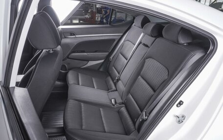 Hyundai Elantra VI рестайлинг, 2016 год, 1 620 000 рублей, 9 фотография