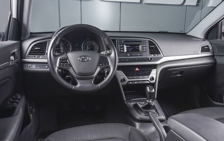 Hyundai Elantra VI рестайлинг, 2016 год, 1 620 000 рублей, 6 фотография
