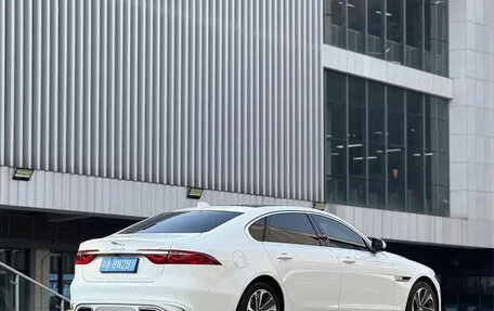 Jaguar XF II, 2022 год, 2 879 000 рублей, 5 фотография