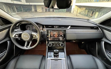 Jaguar XF II, 2022 год, 2 879 000 рублей, 6 фотография