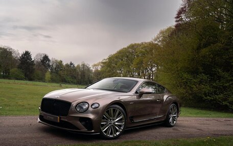 Bentley Continental GT III, 2022 год, 22 850 000 рублей, 2 фотография