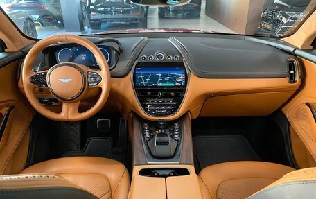 Aston Martin DBX I, 2022 год, 15 900 000 рублей, 9 фотография