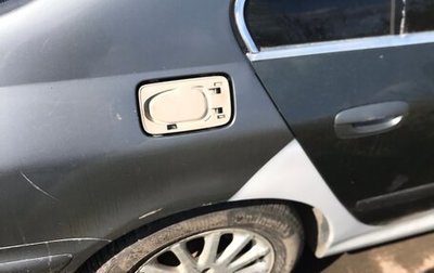 Peugeot 607 i, 2002 год, 105 000 рублей, 1 фотография
