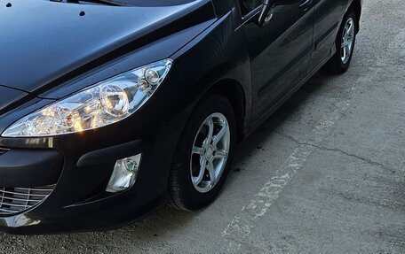 Peugeot 308 II, 2009 год, 600 000 рублей, 2 фотография
