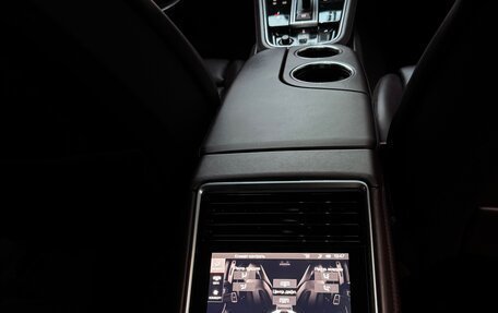 Porsche Panamera II рестайлинг, 2018 год, 6 120 000 рублей, 13 фотография