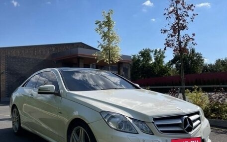 Mercedes-Benz E-Класс, 2012 год, 1 600 000 рублей, 5 фотография