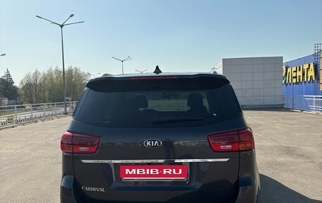 KIA Carnival III, 2020 год, 3 040 000 рублей, 5 фотография