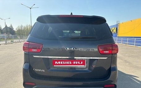 KIA Carnival III, 2020 год, 3 040 000 рублей, 12 фотография