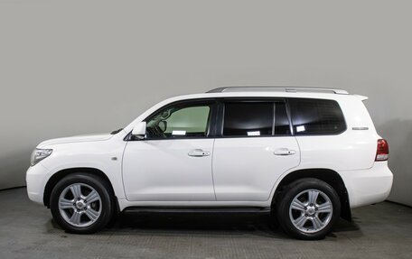 Toyota Land Cruiser 200, 2011 год, 2 097 000 рублей, 8 фотография