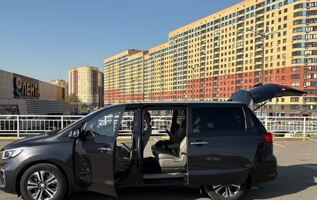 KIA Carnival III, 2020 год, 3 040 000 рублей, 27 фотография