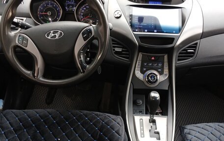 Hyundai Elantra V, 2013 год, 990 000 рублей, 12 фотография