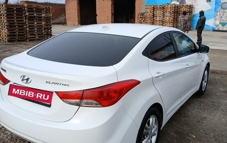 Hyundai Elantra V, 2013 год, 990 000 рублей, 8 фотография