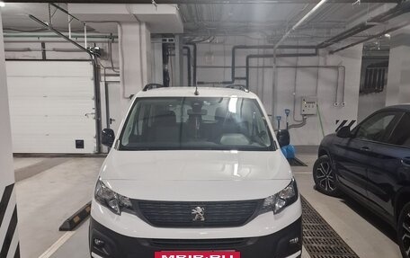 Peugeot Rifter I, 2023 год, 3 800 000 рублей, 4 фотография