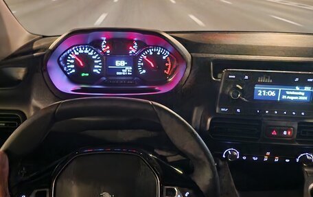 Peugeot Rifter I, 2023 год, 3 800 000 рублей, 10 фотография