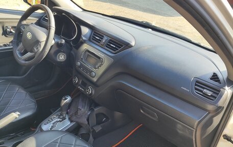 KIA Rio III рестайлинг, 2012 год, 920 000 рублей, 5 фотография