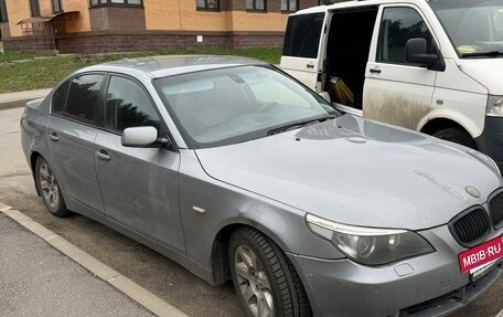 BMW 5 серия, 2004 год, 550 000 рублей, 2 фотография