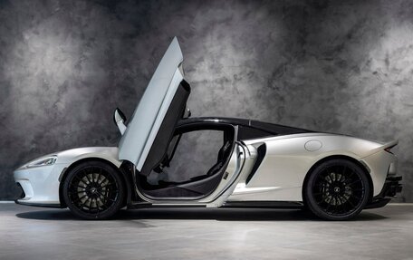 McLaren GT, 2022 год, 15 550 000 рублей, 3 фотография