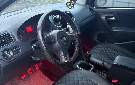 Volkswagen Polo VI (EU Market), 2012 год, 850 000 рублей, 17 фотография