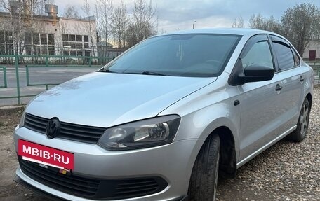 Volkswagen Polo VI (EU Market), 2012 год, 850 000 рублей, 21 фотография