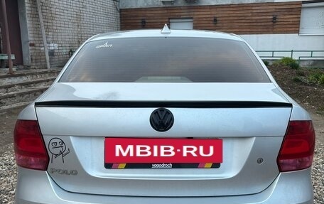 Volkswagen Polo VI (EU Market), 2012 год, 850 000 рублей, 19 фотография