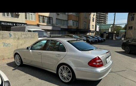 Mercedes-Benz E-Класс, 2003 год, 1 450 000 рублей, 2 фотография