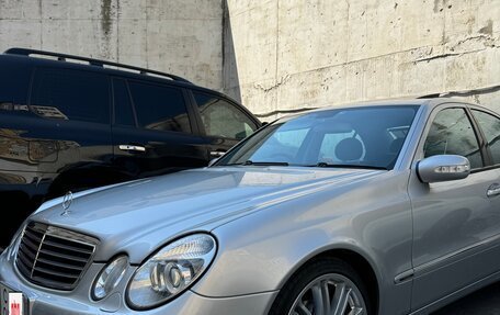 Mercedes-Benz E-Класс, 2003 год, 1 450 000 рублей, 23 фотография