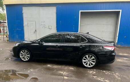 Toyota Camry, 2019 год, 2 600 000 рублей, 6 фотография