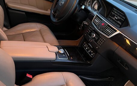 Mercedes-Benz E-Класс, 2009 год, 1 450 000 рублей, 13 фотография