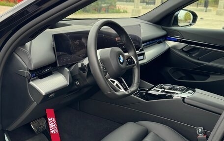 BMW 5 серия, 2023 год, 7 500 000 рублей, 9 фотография