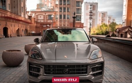 Porsche Cayenne III, 2024 год, 17 750 000 рублей, 2 фотография