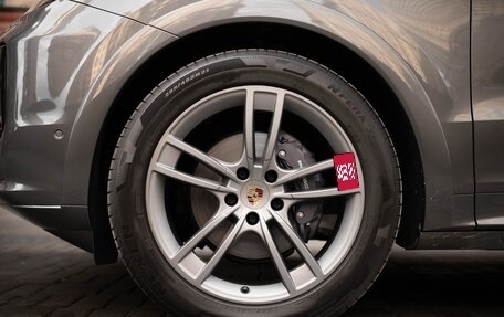 Porsche Cayenne III, 2024 год, 17 750 000 рублей, 13 фотография