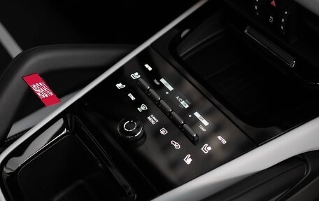 Porsche Cayenne III, 2024 год, 17 750 000 рублей, 29 фотография