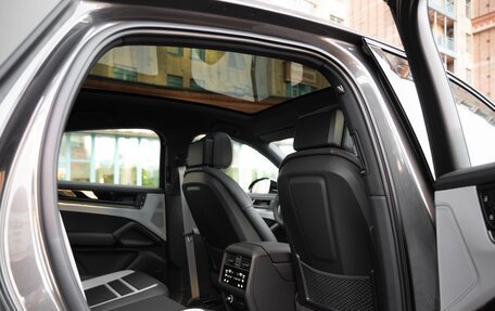 Porsche Cayenne III, 2024 год, 17 750 000 рублей, 35 фотография