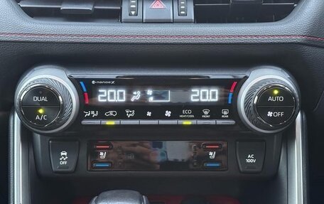 Toyota RAV4, 2021 год, 2 438 000 рублей, 22 фотография