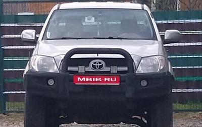 Toyota Hilux VII, 2011 год, 2 700 000 рублей, 1 фотография