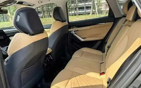 Geely Atlas, 2024 год, 1 800 850 рублей, 9 фотография