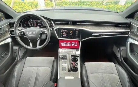 Audi A6, 2022 год, 5 650 999 рублей, 10 фотография