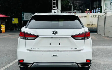 Lexus RX IV рестайлинг, 2021 год, 3 350 850 рублей, 6 фотография