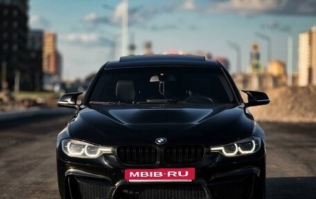BMW 3 серия, 2017 год, 2 700 000 рублей, 2 фотография