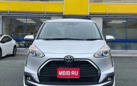 Toyota Sienta II, 2021 год, 1 179 000 рублей, 8 фотография