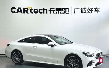 Mercedes-Benz E-Класс, 2021 год, 4 350 000 рублей, 1 фотография