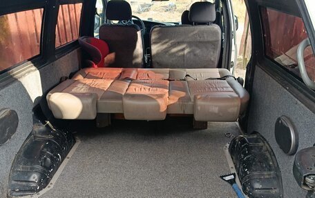 Hyundai H-1 II рестайлинг, 2005 год, 620 000 рублей, 10 фотография