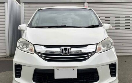 Honda Freed I, 2016 год, 840 000 рублей, 2 фотография